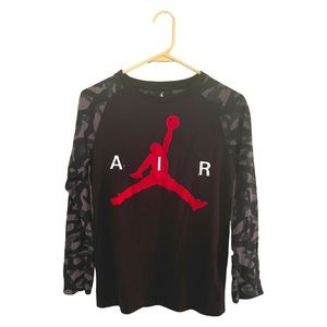 Boys Air Jordan long sleeve T-Shirt with camo sleeves